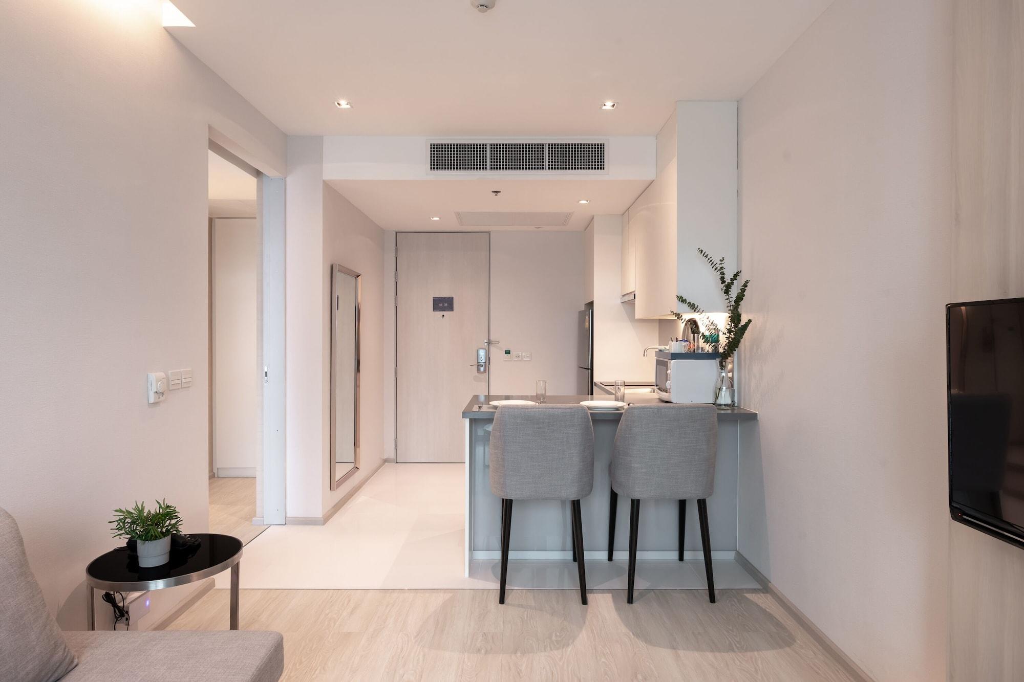曼谷茉莉花59号酒店【SHA Plus+】 外观 照片 A typical apartment interior