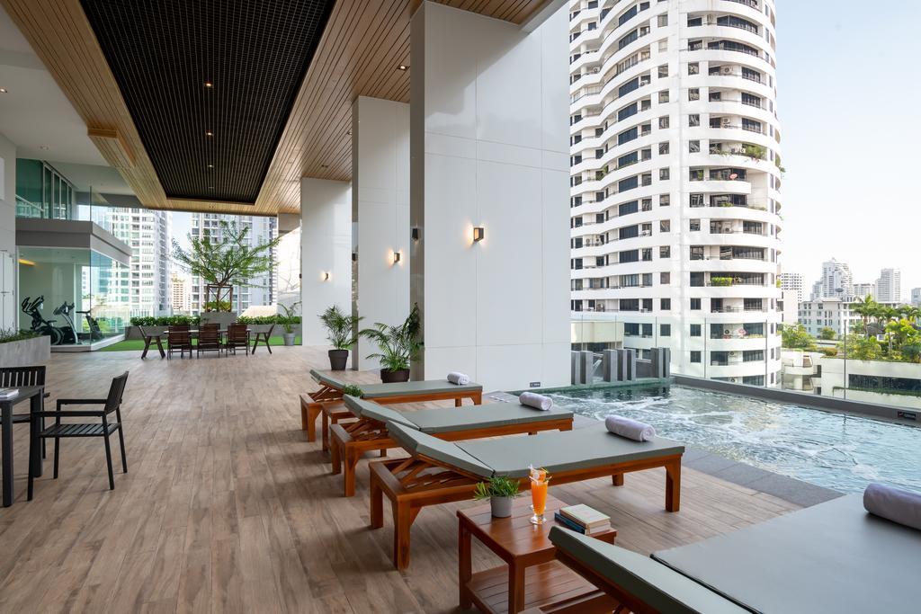 曼谷茉莉花59号酒店【SHA Plus+】 外观 照片 The swimming pool at the hotel