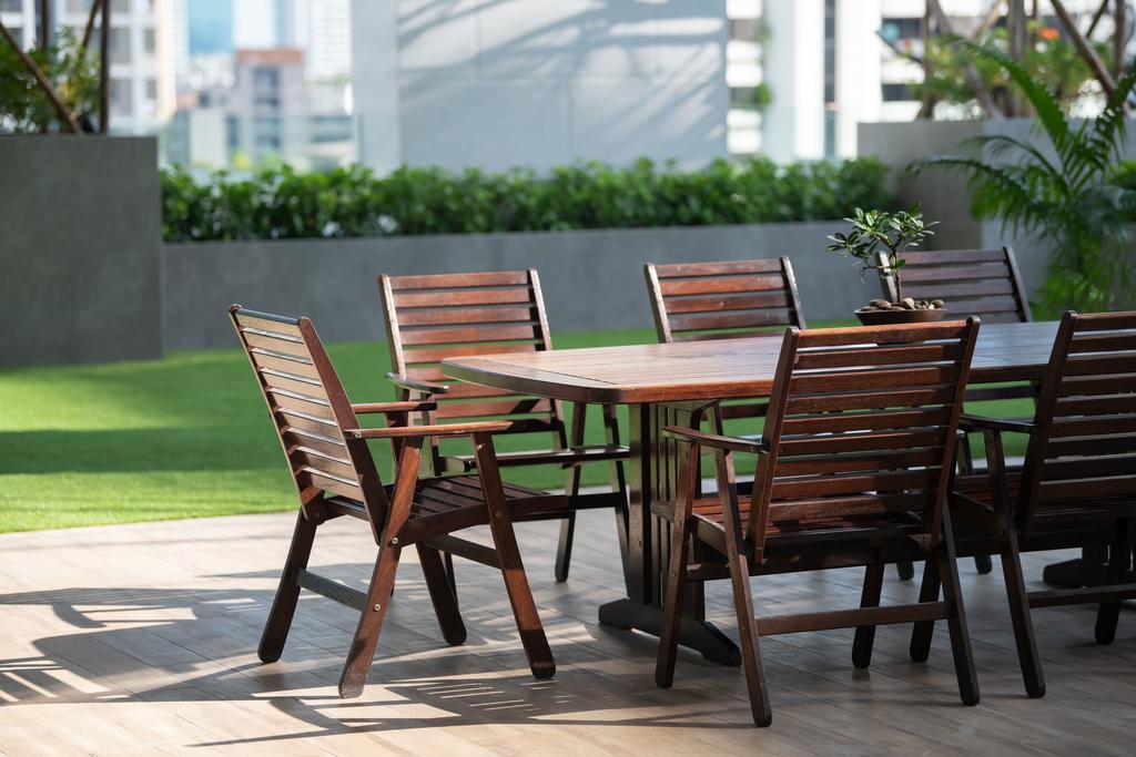 曼谷茉莉花59号酒店【SHA Plus+】 外观 照片 Outdoor furniture